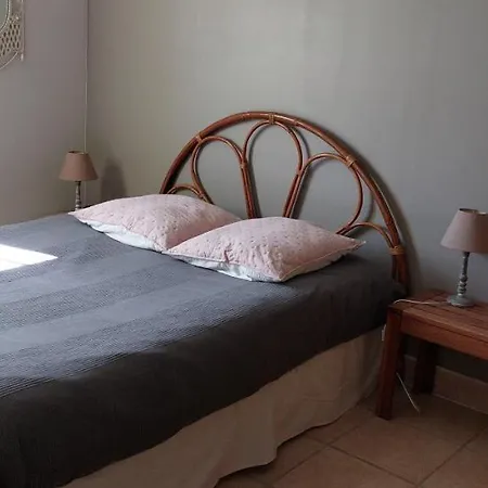 Casa de Férias Le Relais Du Gapeau *